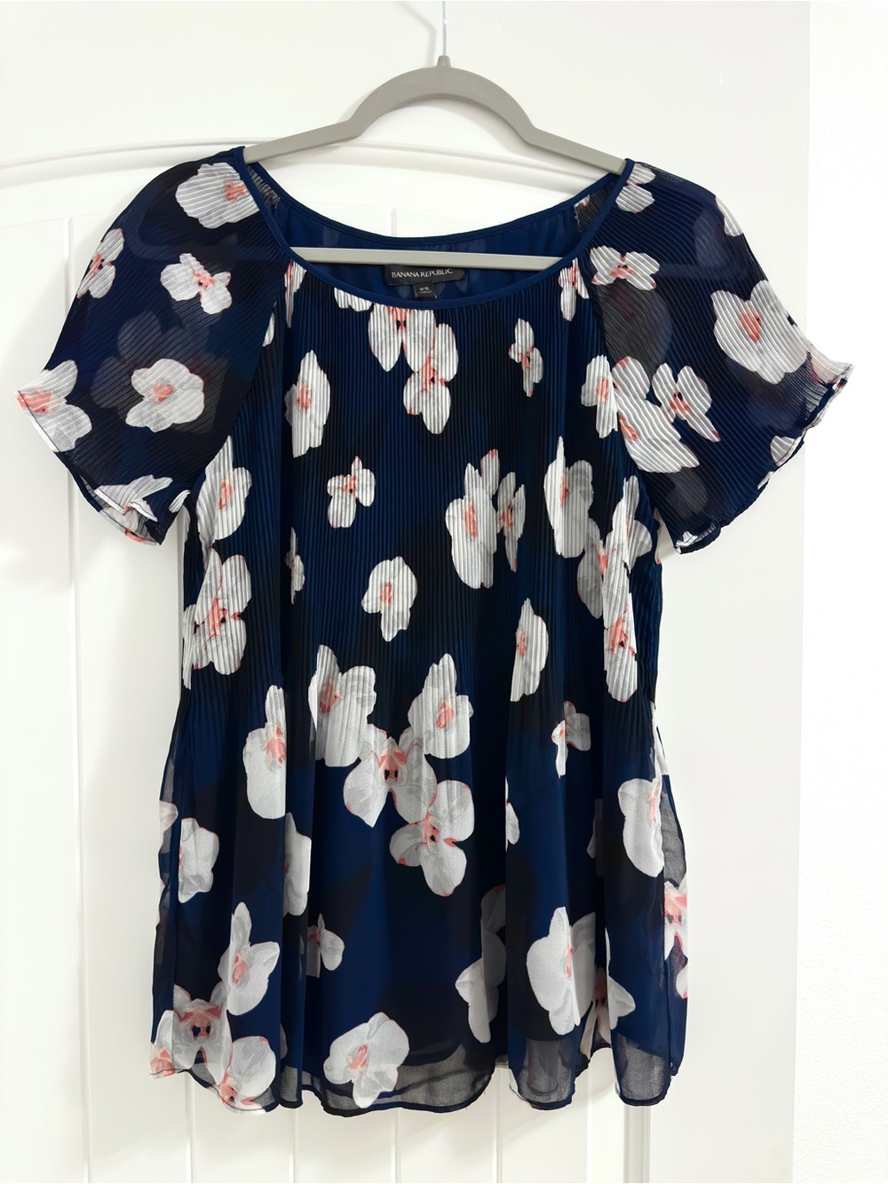 Banana Republic Floral Orchid Blouse XS